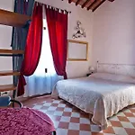 فندق مبيت وإفطار A Casa Mastacchi 3*